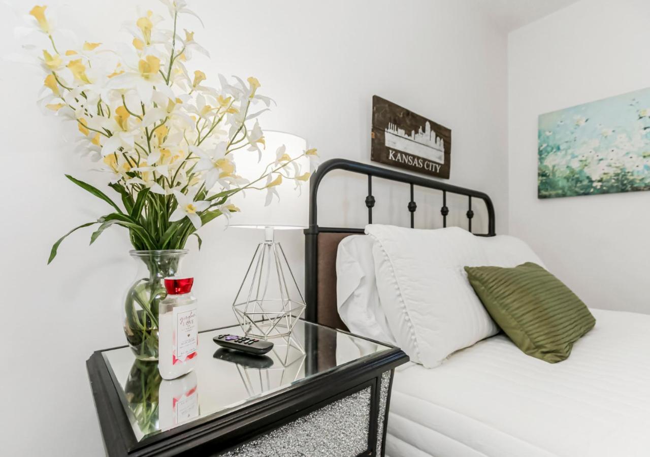 Becky & Marvels 420 Stay - Private Room Kansas City Ngoại thất bức ảnh